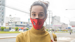 VENEZUELAN MODEL tricked into photo shoot